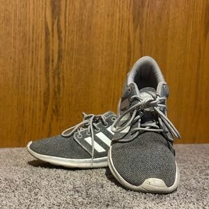 Adidas Cloudfoam Women’s Charcoal Gray Sneakers